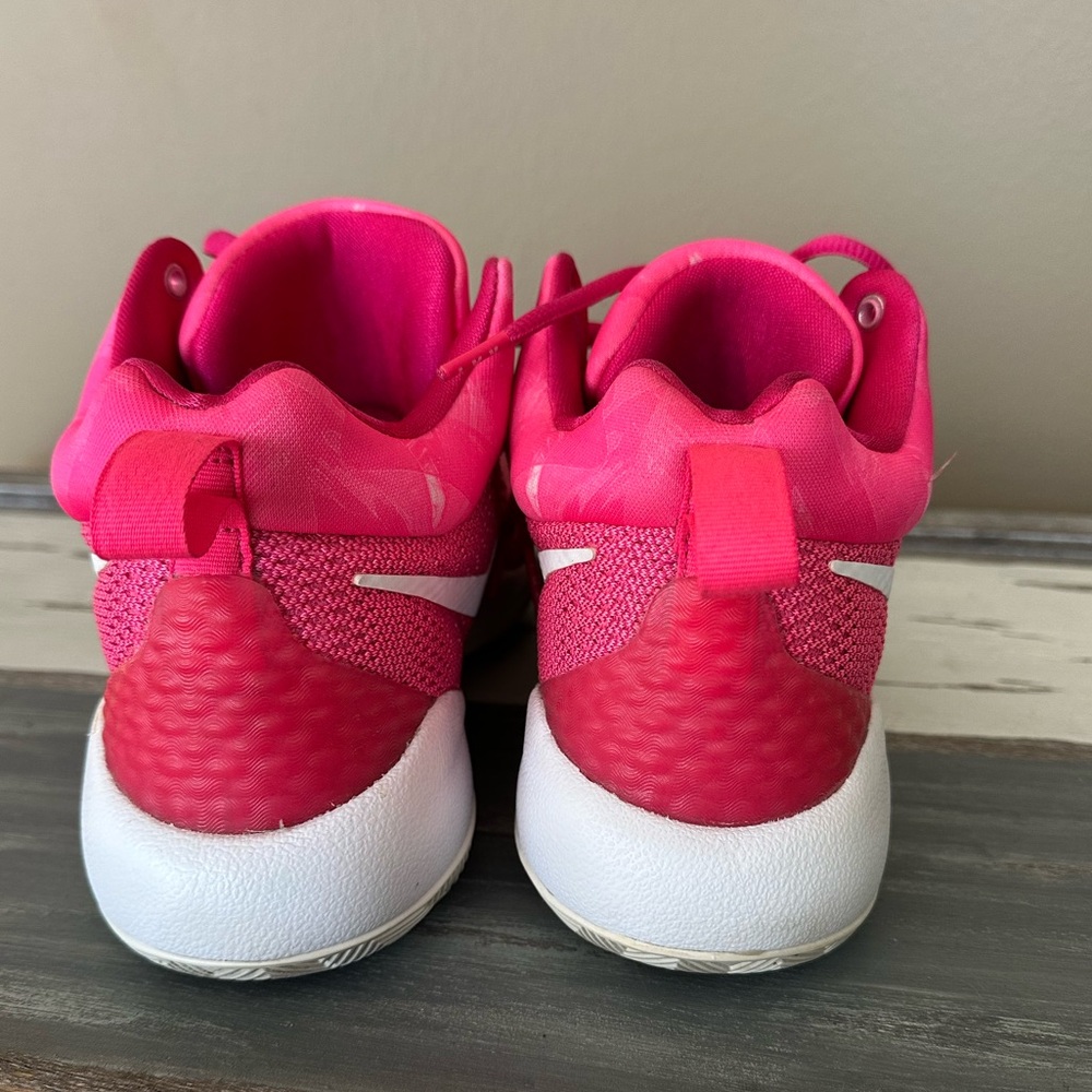 Nike Zoom Rev ‘Kay Yow” Breast Cancer Shoes - Size 10.5 Womens - Picture 9 of 10